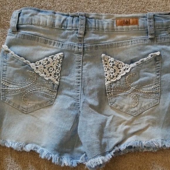 Size 16 Shorts - Picture 4 of 4